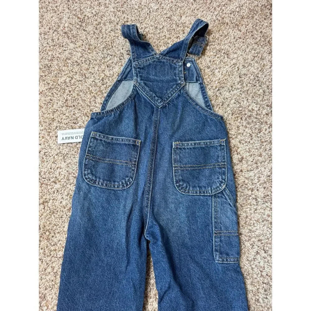 Old Navy pilling as shown